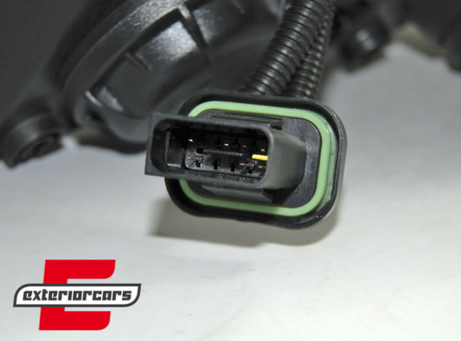 Prednja svjetla LED TubeLight (crna) / Peugeot 208 (2012-06.2015), LPPE31