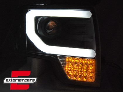 Prednja svjetla LED TubeLight dizajn (crna) / FORD F150 MK12 (2008-2014), LPFO88