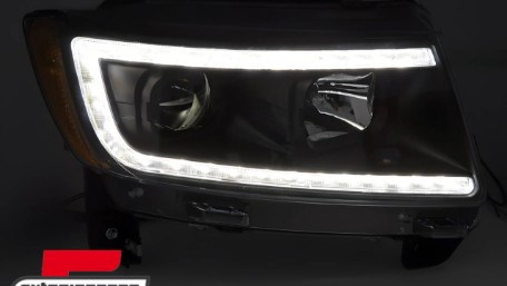 Prednja svjetla LED TubeLight dizajn (crna) / JEEP Grand Cherokee WK2 (2011-2013), LPCH48