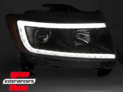 Prednja svjetla LED TubeLight dizajn (crna) / JEEP Grand Cherokee WK2 (2011-2013), LPCH48