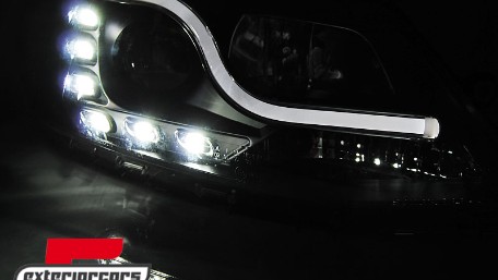 Prednja svjetla LED TubeLight DRL (crna) / Volkswagen Jetta Mk6 VI (2011-2017), LPVWL5