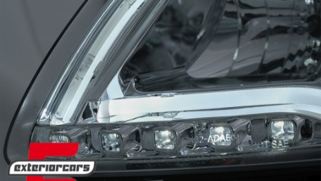 Prednja svjetla LED TubeLights (chrome) / Audi A6 C6 4F (04.2004-2008), LPAU95