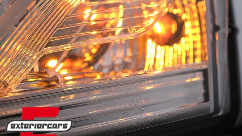 Prednja svjetla LED TubeLights (chrome) / Audi A6 C6 4F (04.2004-2008), LPAU95