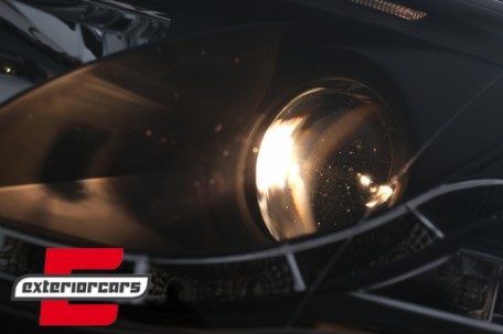 Prednja svjetla LED TubeLights (crna) / Audi A4 B7 (2004-2008), LPAUC5