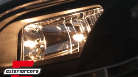 Prednja svjetla LED TubeLights (crna) / Audi A4 B7 (2004-2008), LPAUC5