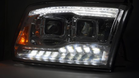 Prednja svjetla LED žmigavci (chrome) / DODGE RAM (2009-2018), LPDO40