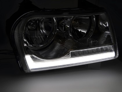 Prednja svjetla SEQ žmigavci TubeLight dizajn (chrome) / CHRYSLER 300C (2005-2008), LPCH50