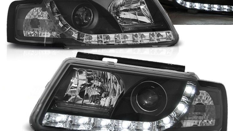 Prednja svjetla True DRL (crna) / Volkswagen Passat B5 3B (11.1996-08.2000), LPVWD7