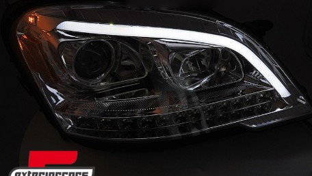 Prednja svjetla TubeLight LED SEQ žmigavci (chrome) / Mercedes ML klasa W164 Facelift (2008-2011), LPMED9