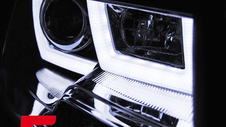 Prednja svjetla U-dizajn LED DRL Xenon look (chrome) / VW T5.1 (2010-2015), LPVWL1