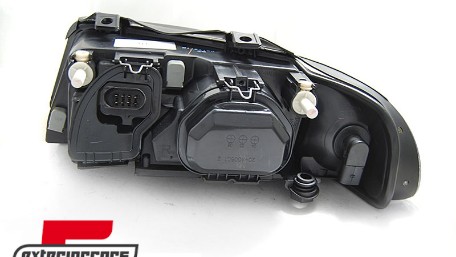 Prednje svjetlo (desna strana) / Audi A4 B5 (12.1998-09.2001), 20-0005-05-2