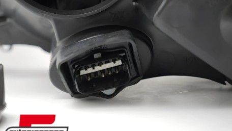 Prednje svjetlo (desna strana) / Citroen C3 II (2009-2013) DS3 (2009-2016), 20-12257-05-2