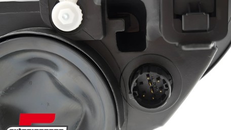 Prednje svjetlo (desna strana) / Fiat Ducato Peugeot Boxer Citroen Jumper (2010-2014), 20-11333-15-2