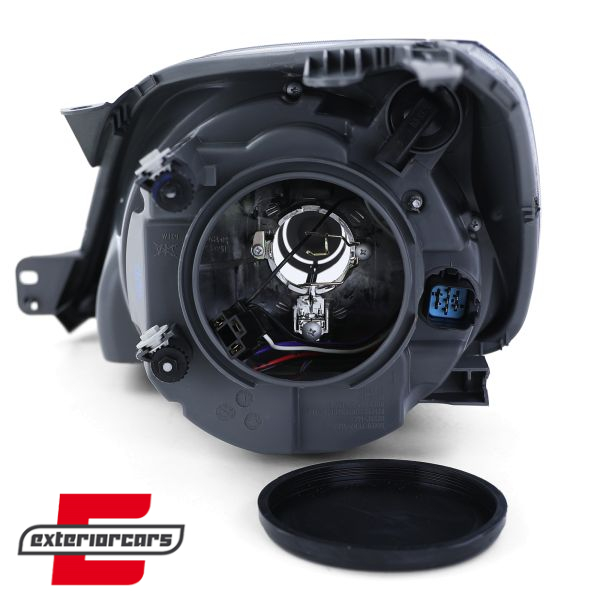 Prednje svjetlo (desna strana) / Ford Fiesta MK6 (10.2005-11.2007), 20-0847-05-2