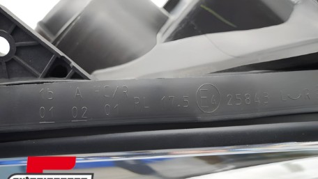 Prednje svjetlo (desna strana) / KIA SPORTAGE II (09.2008-10.2010), FKI02R