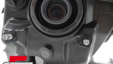 Prednje svjetlo (desna strana) / Nissan Micra (K12) (2003-2007), 20-0307-15-2