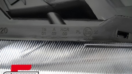 Prednje svjetlo (desna strana) / Renault Megane II (2002-2005), 20-0289-05-2