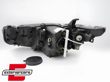 Prednje svjetlo (desna strana) / Toyota Auris (2015-2018), 20-16939-06-2