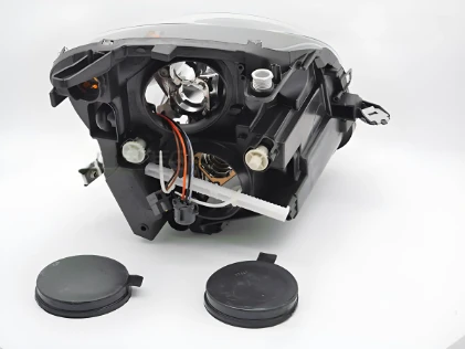 Prednje svjetlo (lijeva strana) / Alfa Romeo Mito (955) (09.2008-10.2018), 20-11754-25-2