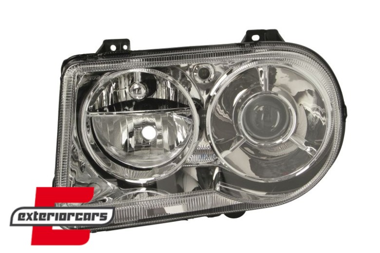 Prednje svjetlo (lijeva strana) / CHRYSLER 300 C (09.2004-11.2012), 20-12318-05-2