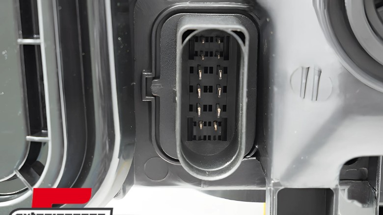 Prednje svjetlo Xenon (desna strana) / Audi A6 C6 (10.2008-03.2011), 20-12427-16-9