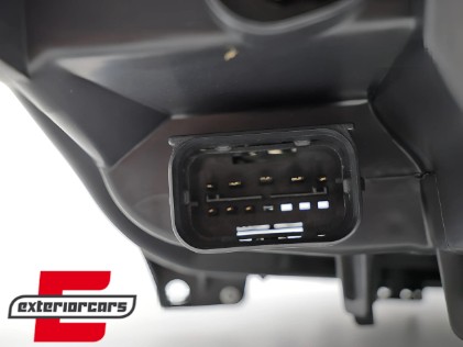 Prednje svjetlo Xenon (desna strana) / BMW serije 3 F30 F31 (10.2011-07.2015), 20-14083-05-2