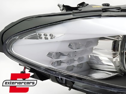 Prednje svjetlo Xenon (desna strana) / BMW serije 5 F10 F11 (01.2009-06.2013), 20-12777-06-9