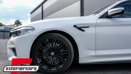 Prednji blatobrani M5 dizajn (crna) / BMW serije 5 G30 G31 G38 limuzina karavan (2017-2019), BPBM10