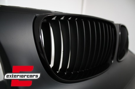 Prednji branik 1M dizajn (PDC) / BMW serije 1 E81 E82 E87 E88 (2004-2011), ZPBM42