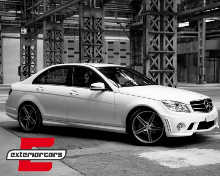 Prednji branik C63 AMG dizajn / MERCEDES C-klasa W204 (2007-2010), FBMBW204AMGWF