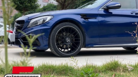 Prednji branik C63 AMG dizajn / Mercedes C-klasa W205 S205 A205 C205 (2014-2019) Limuzina T-Model Coupe Cabrio, FBMBW205CRL