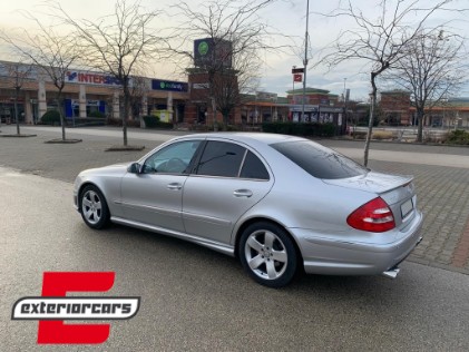 Prednji branik E63 AMG dizajn / Mercedes E-klasa W211 Facelift (2006-2009), ZPME01