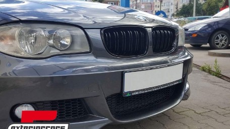 Prednji branik M paket dizajn / BMW serije 1 E81 E82 E87 E88 (2004-2012), ZPBM45