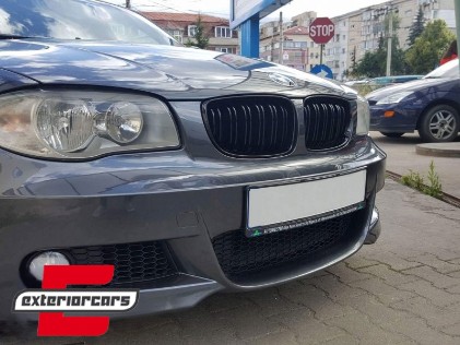 Prednji branik M paket dizajn / BMW serije 1 E81 E82 E87 E88 (2004-2012), ZPBM45