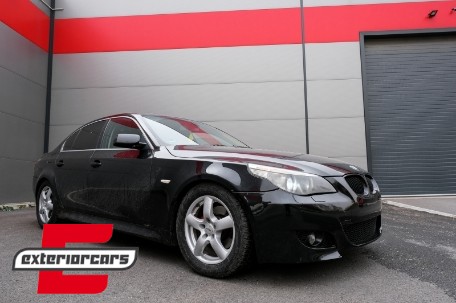 Prednji branik M5 dizajn (PDC 18mm) / BMW serije 5 E60 E61 LCI (2007-2010), 5111297JOM