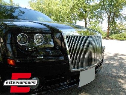 Prednji branik Rolls Royce Phantom look / Chrysler 300C (2004-2010), FBCH300C