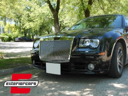 Prednji branik Rolls Royce Phantom look / Chrysler 300C (2004-2010), FBCH300C
