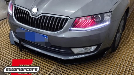 Prednji nastavak branika (piano crna) / Skoda Octavia III 5E limuzina karavan (2013-2016), FBSSKO3PB