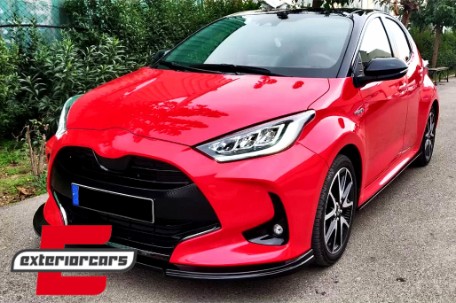 Prednji nastavak branika (piano crna) / Toyota Yaris MK4 XP210 (2020-), FBSTOYAMK4