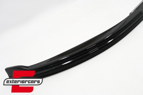 Prednji nastavak branika (piano crna) / VW Golf 8 (2020-) Standard, FBSVWG8N