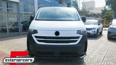 Prednji nastavak branika V2 (piano crna) / VW Transporter T7 (2022-), FBSVWT7V2