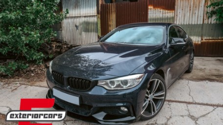 Prednji splitter M-Performance dizajn (piano crna) / BMW serije 4 F32 Coupe F33 Cabrio F36 Gran Coupe (2013-03.2019), FBSBMF32MPB