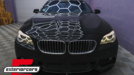 Prednji splitter M-Performance dizajn (piano crna) / BMW serije 5 F10 F11 limuzina karavan (2011-2017), 5111403-2JOM