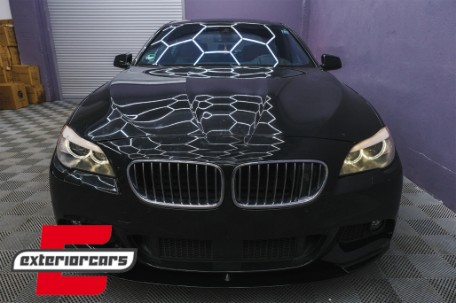 Prednji splitter M-Performance dizajn (piano crna) / BMW serije 5 F10 F11 limuzina karavan (2011-2017), 5111403-2JOM