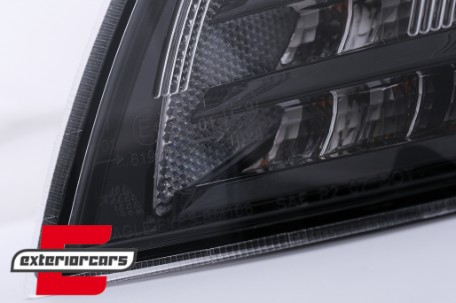 Prednji žmigavci LED (crna) / BMW serije 3 E46 (05.1998-08.2001) limuzina karavan, KPBM50