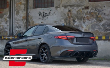 Splitteri zadnjeg branika (crna) / Alfa Romeo Giulia 952 (2016-2021), RBSPALFG952