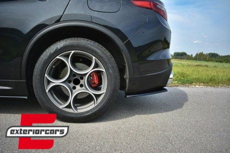 Splitteri zadnjeg branika (crna) / Alfa Romeo Stelvio 949 (2016-2020), RBSPALFS949