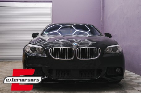 Središnja-donja mrežica M paket dizajn (ACC) / BMW serije 5 F10 F11 M paket (2009-2017), FBGBMF10MTD