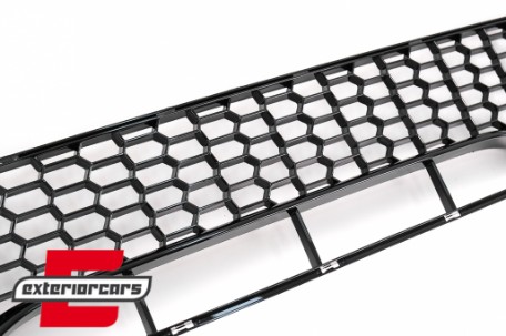 Središnja donja mrežica M5 branik (piano crna) / BMW serije 5 G30 G31 limuzina karavan (2017-2019), FBGBMG30M5WH
