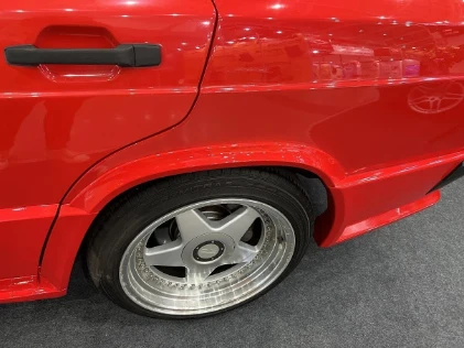 Stražnja proširenja blatobrana Sport dizajn / Mercedes W201 190E (1982-1993), BPME02